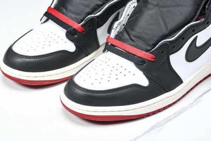 TOE “BLACK AIR 1 REIMAGINED” HIGH DZ5485-106 OG JORDAN 0802